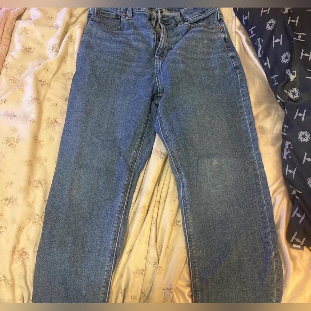 Size 4 American Eagle jeans, stretch